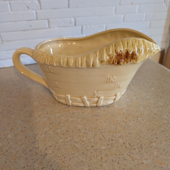 Vintage Marks and Rosenfeld Ceramic Gravy Boat Barn yard theme Farmhouse Cottage - Picture 6 of 8